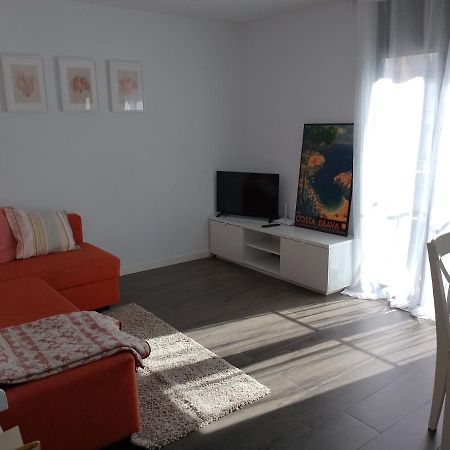 Pis Practic I Agradable Sobre La Marina Palamos Apartment Exterior photo