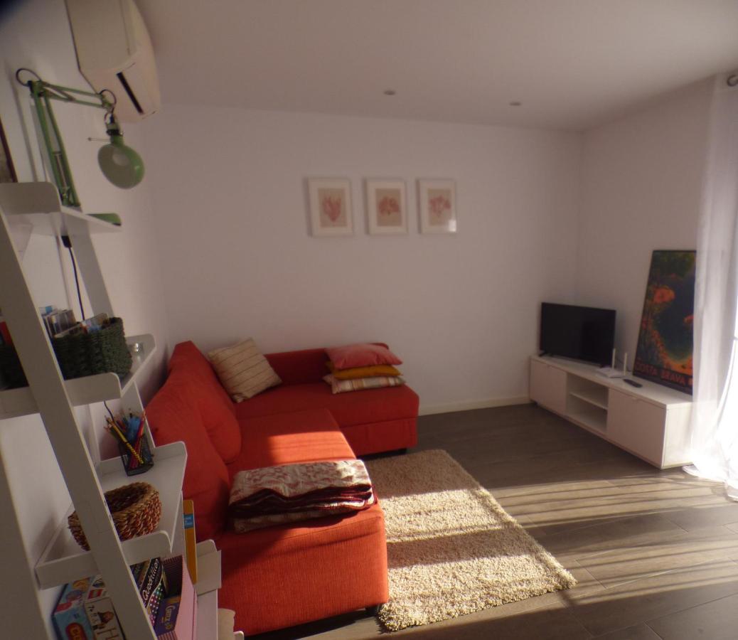 Pis Practic I Agradable Sobre La Marina Palamos Apartment Exterior photo